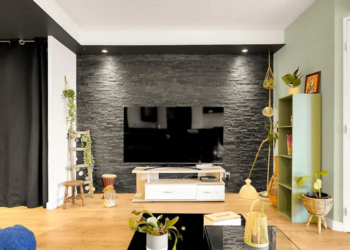 Le Gloria - T3 Climatisé Avec Parking à *