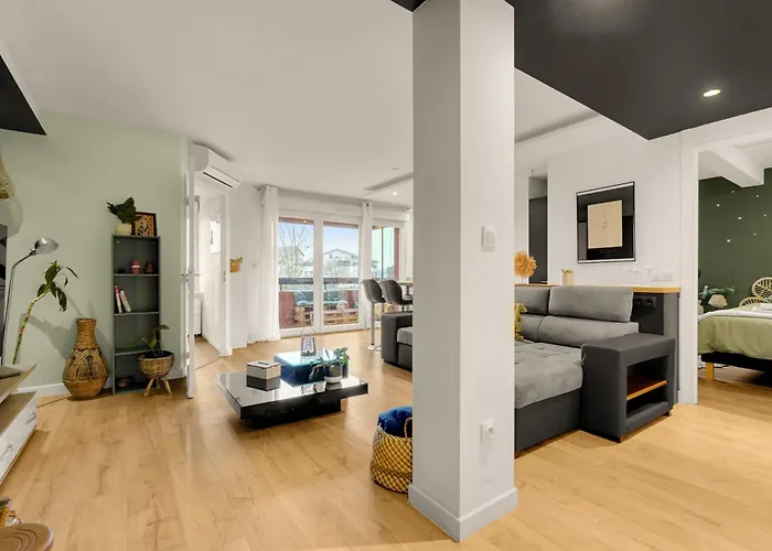 Le Gloria - T3 Climatise Avec Parking A Апартаменты *