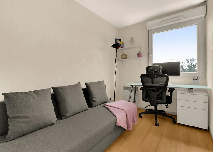 Le Gloria - T3 Climatisé Avec Parking à *