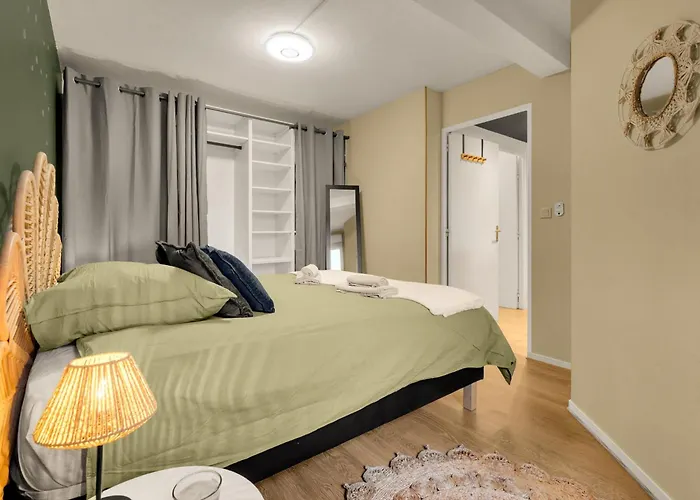 Le Gloria - T3 Climatise Avec Parking A Апартаменты